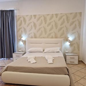 B&B Enjoy Pompeii Ruins And Church